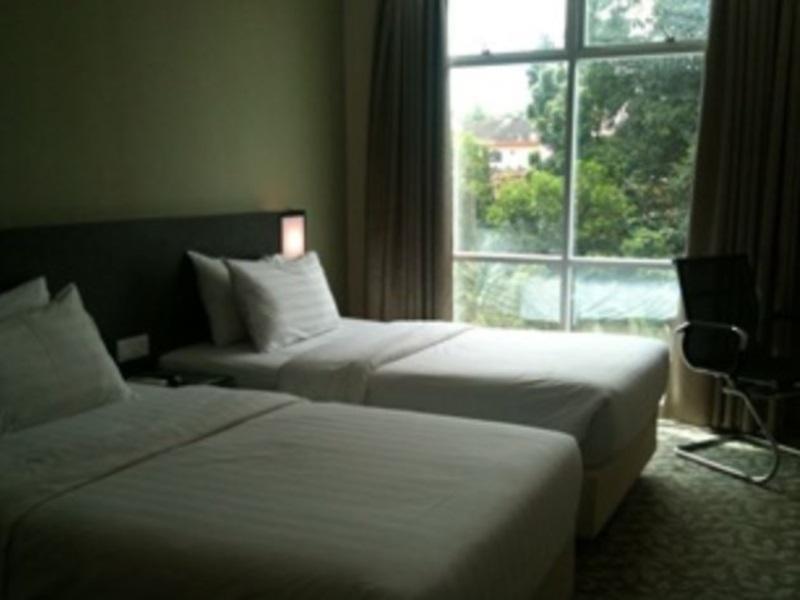 Nouvelle Hotel Johor Kulai Bagian luar foto